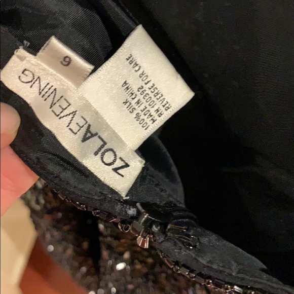 Dress - Picture 5 of 5